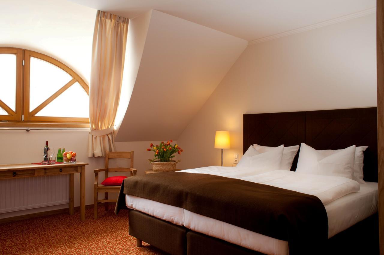 Hotel Zamek Bobolice Niegowa Bagian luar foto