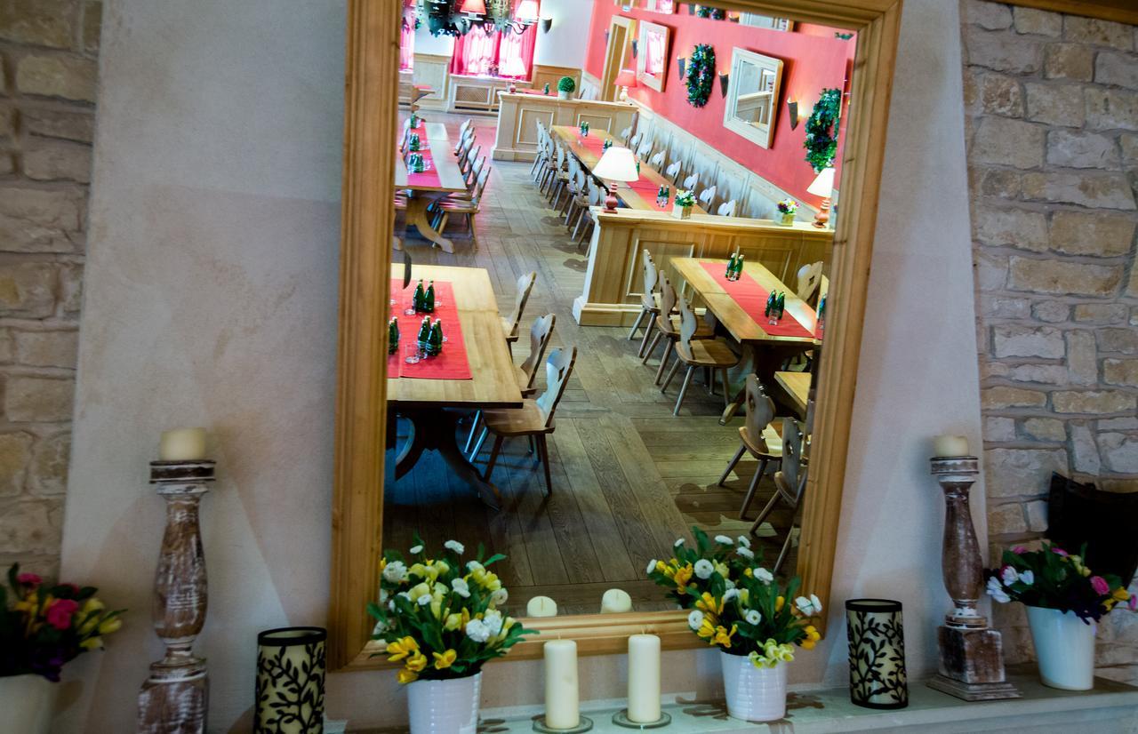 Hotel Zamek Bobolice Niegowa Bagian luar foto